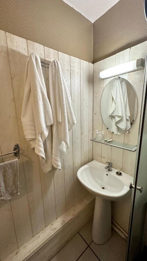 Hotel Le Valeran Ligny-en-Barrois ภายนอก รูปภาพ