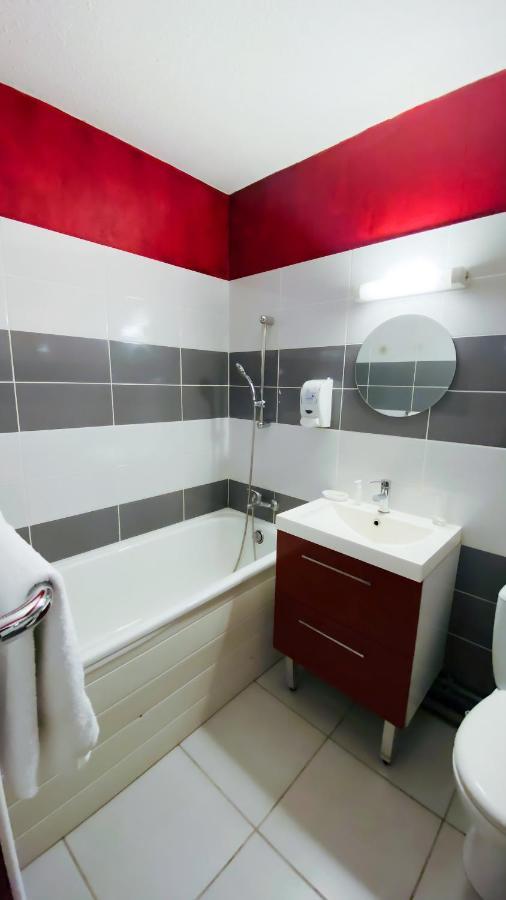 Hotel Le Valeran Ligny-en-Barrois ภายนอก รูปภาพ